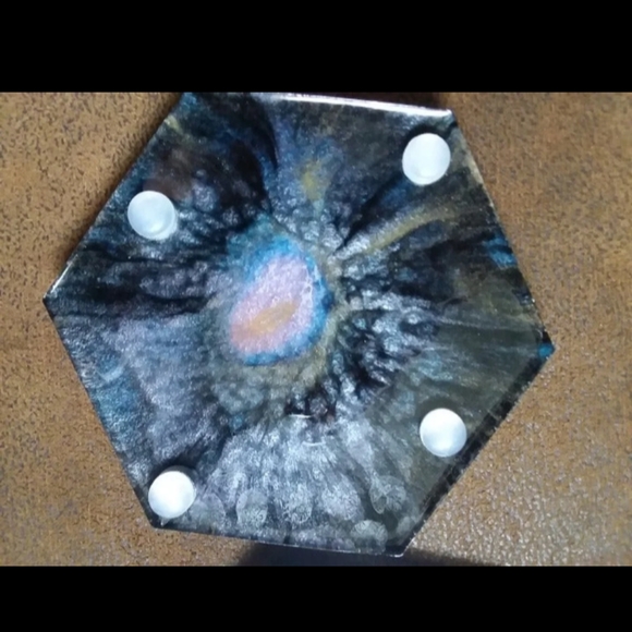 Handcrafted coasters. - Picture 3 of 4